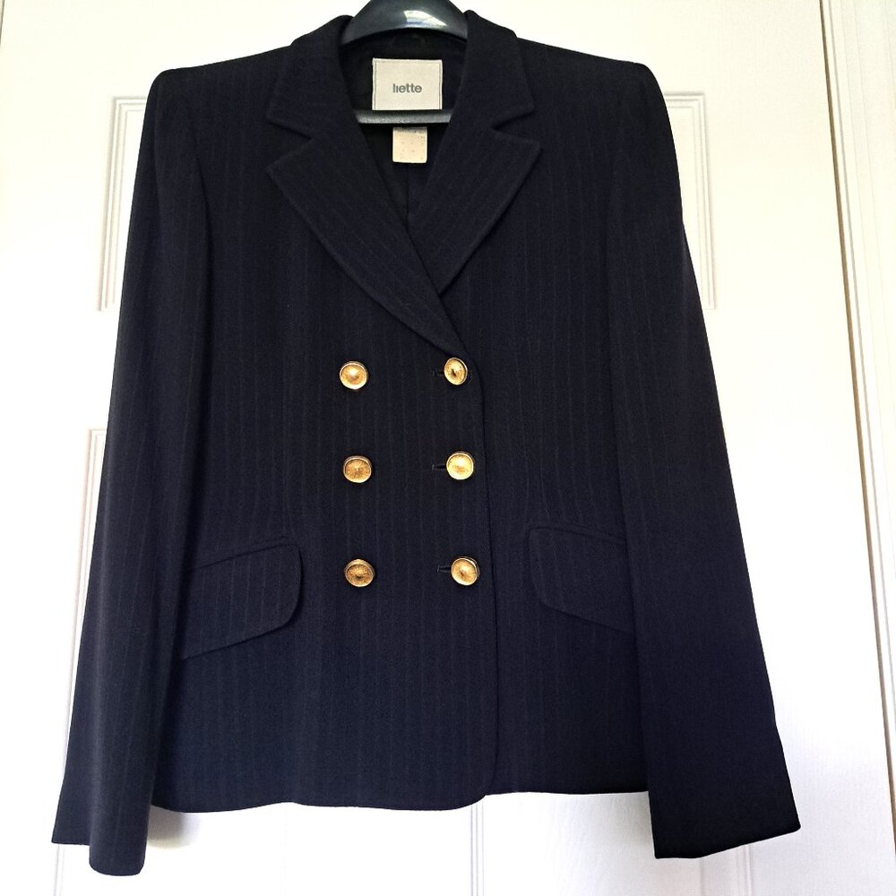 Stylish Black Jacket and Skirt Suit Wool Blend Made in Italy Vintage Size 8
